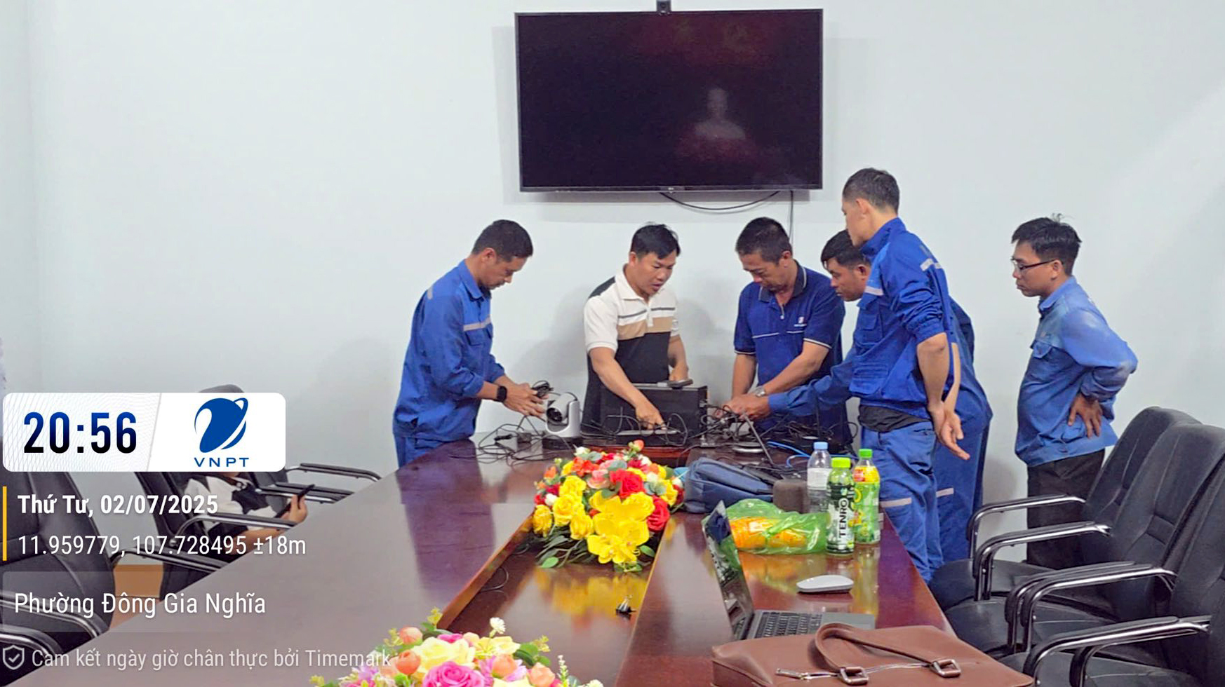 VNPT Lâm Đồng:  15 giờ thần tốc xuyên đêm kết nối 28 điểm cầu cho chính quyền